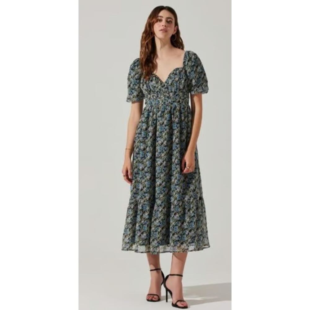 ASTR The Label V-Wire Sweetheart Floral Midi Dress Puff Sleeve Purple Navy